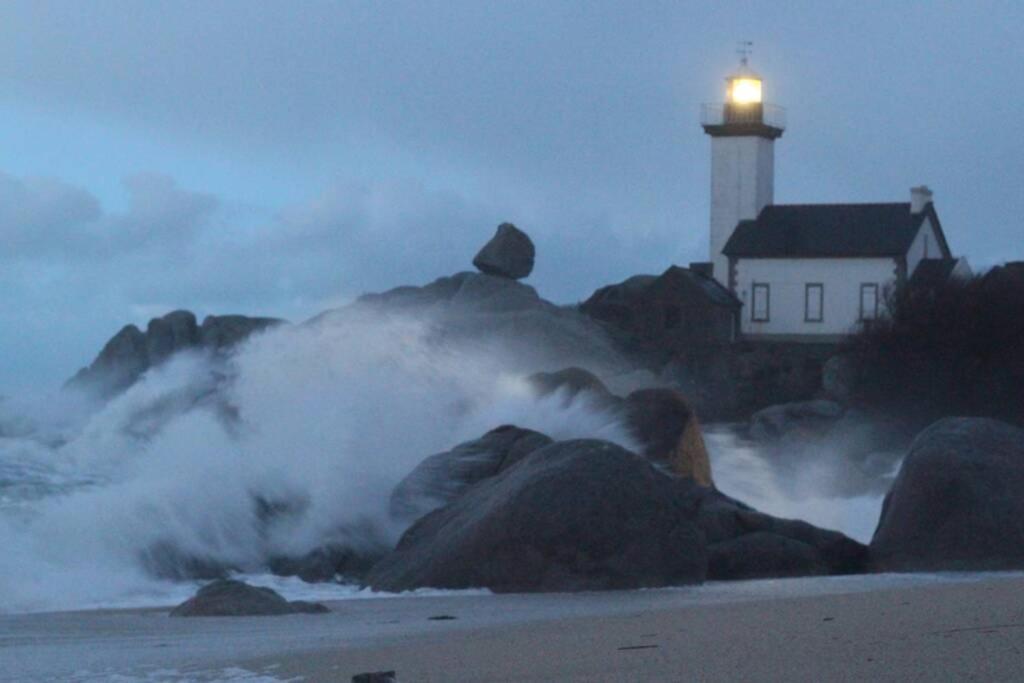 Kermaravel, Le Petit Manoir En Bord De Mer. Saint-Pol-de-Leon Luaran gambar
